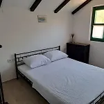 Ferienhaus House Murtelica Tkon