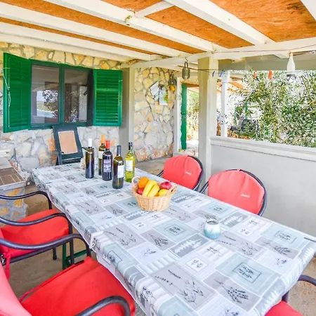 House Murtelica * Tkon